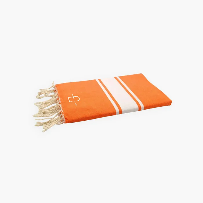Fouta personnalisée en broderie pour Finegan, coton