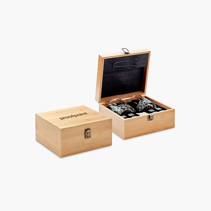 Set à whisky personnalisé en gravure laser pour Proofpoint, bambou